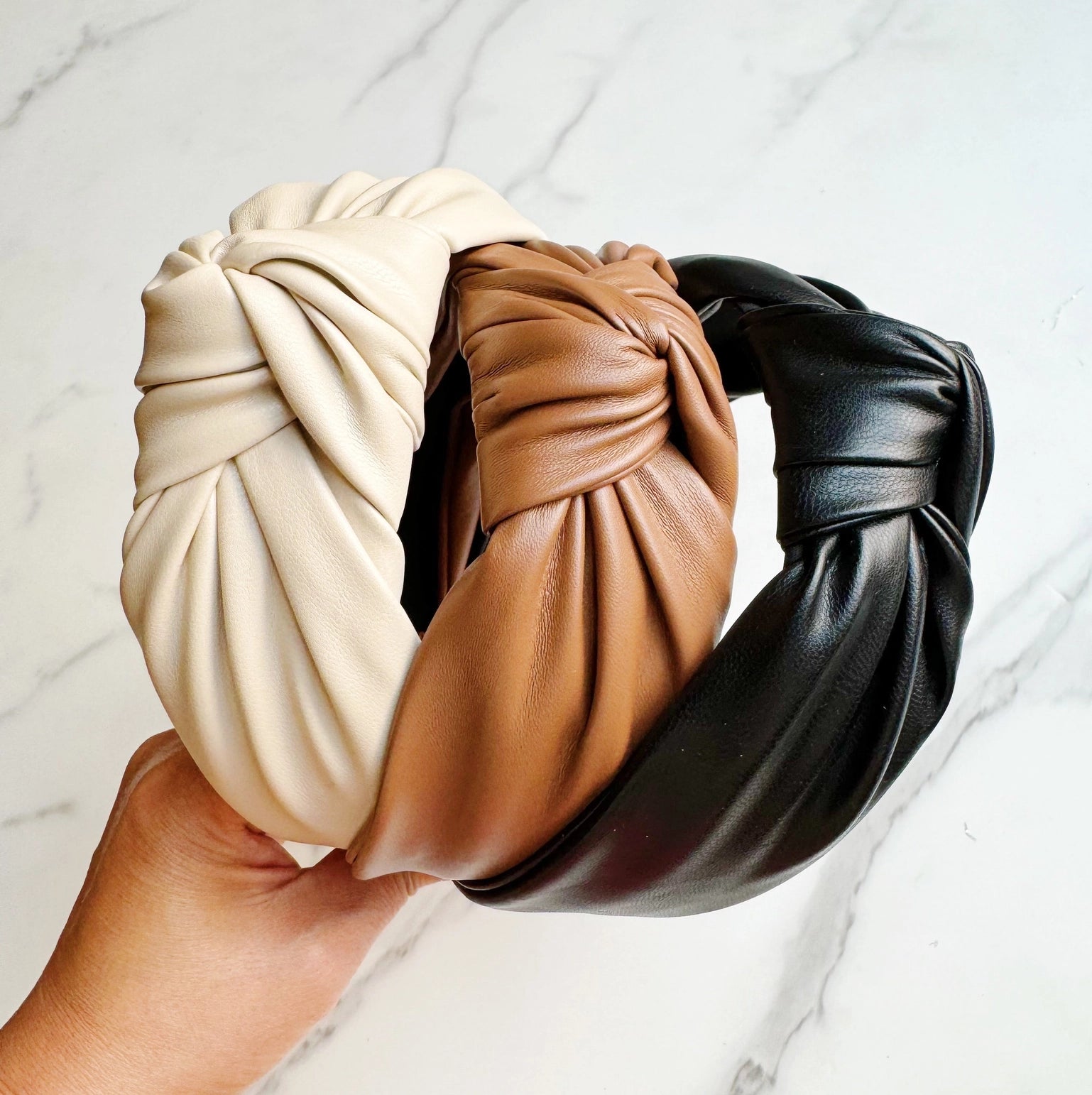 The Sienna Knot